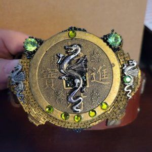 I.V.Y. Vintage Brown Leather Chinese Dragon Belt Buckle and bely Size 34